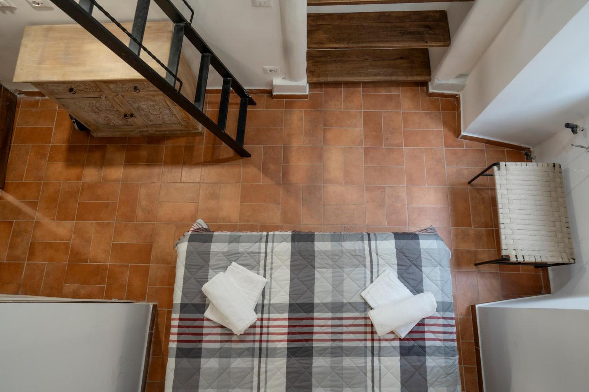 Home Domus Capocci - Rione Monti 로마 외부 사진